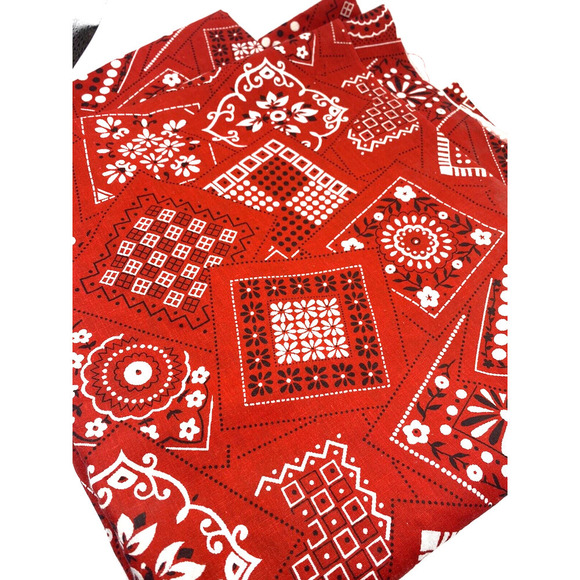 Red Bandana Fabric Piece Uncut 88" x 44" 2+ Yards Vintage White Paisley - Picture 3 of 3